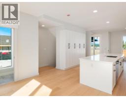 Bedroom - 2-244 Witch Hazel Drive, Whitehorse, YT Y1A0T6 Photo 11