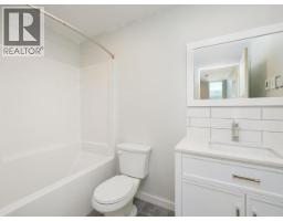 2-244 Witch Hazel Drive, Whitehorse, YT Y1A0T6 Photo 17