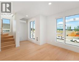 Utility room - 2-244 Witch Hazel Drive, Whitehorse, YT Y1A0T6 Photo 9
