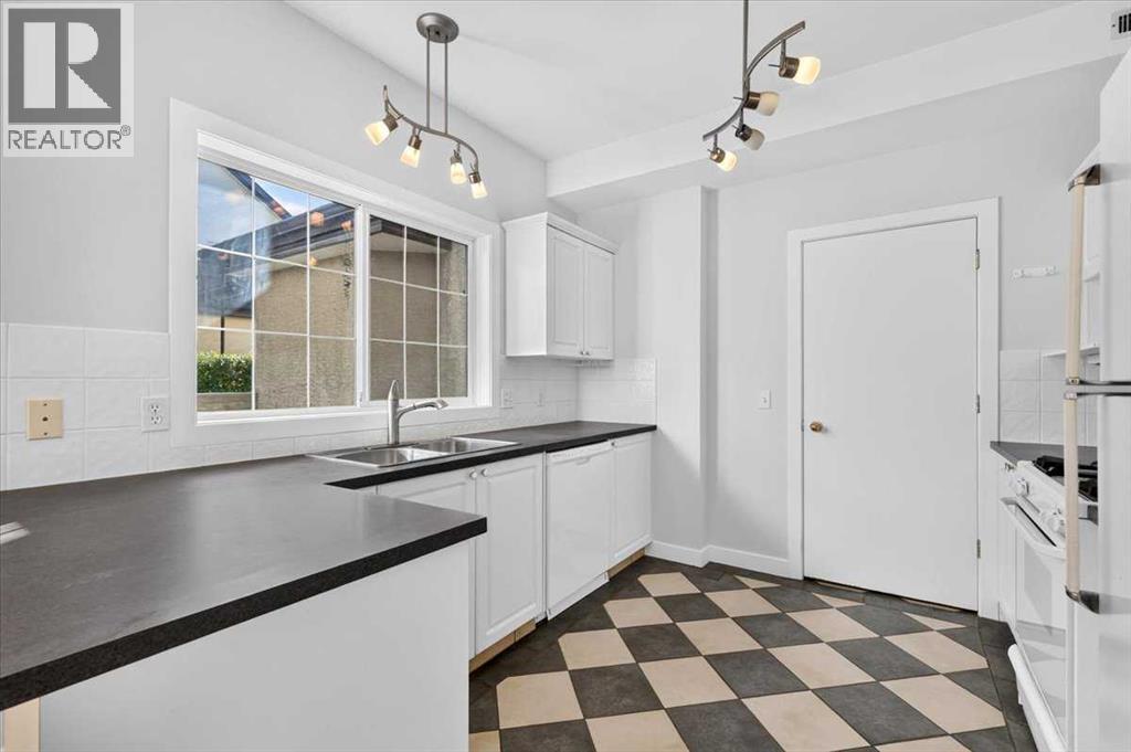 3221 2 Street NW - photo 18