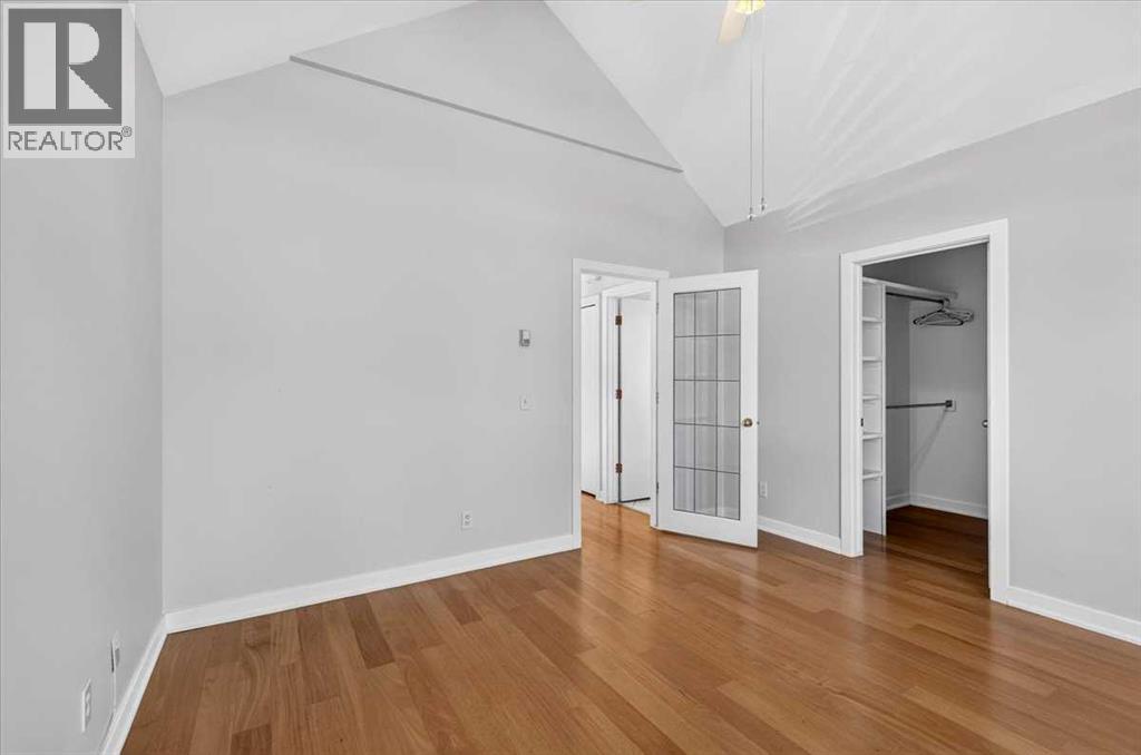 3221 2 Street NW - photo 25