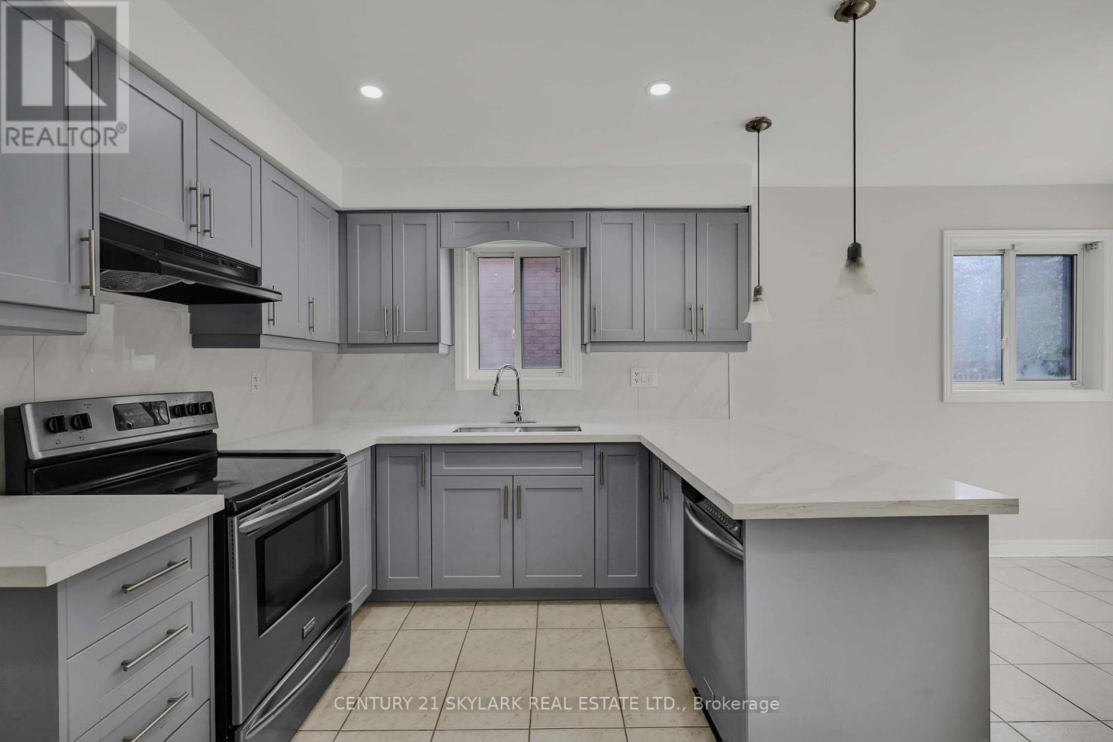 44 FALLSTAR CRESCENT, Brampton (Fletcher's Meadow) — photo 10