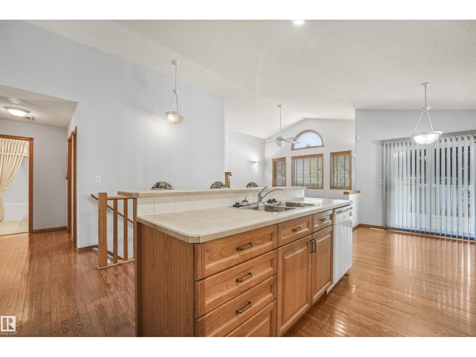 16206 84 ST NW - 13