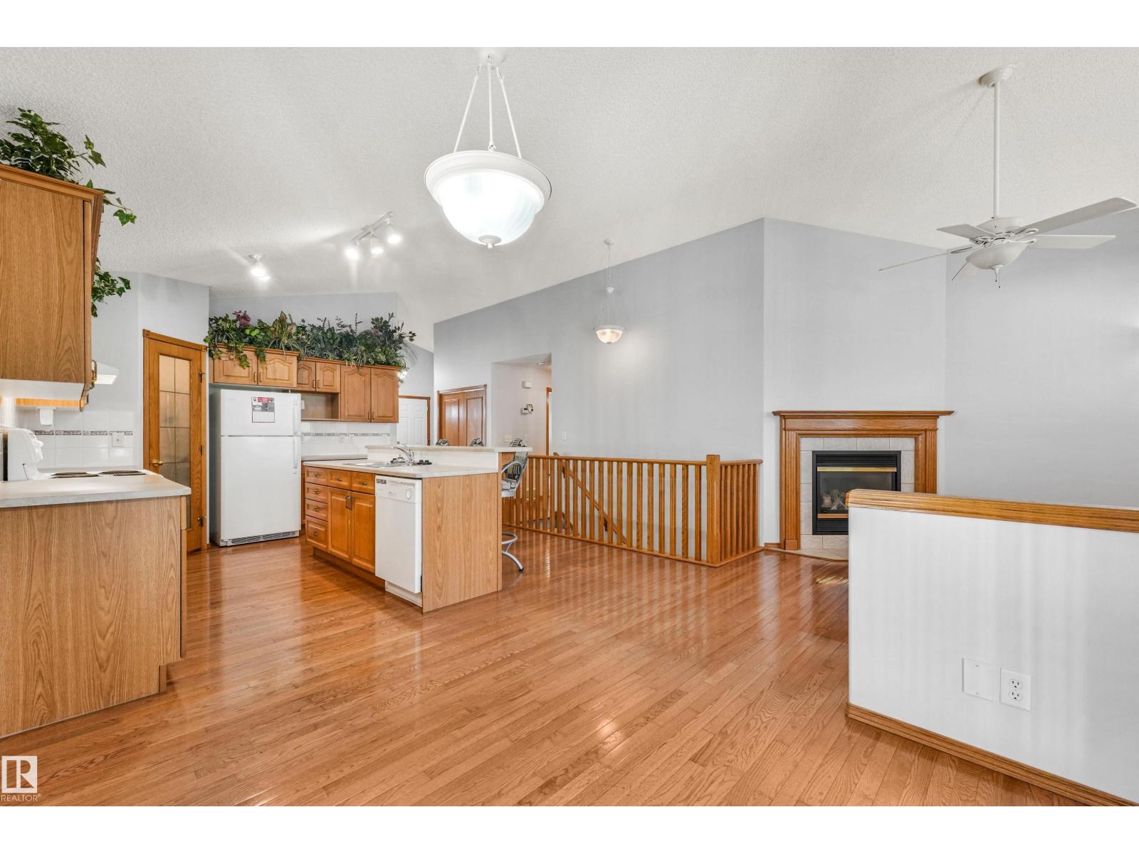 16206 84 ST NW - 23