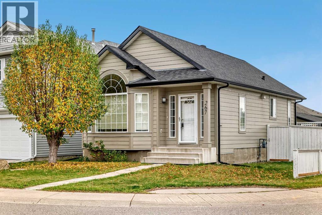Property for sale at 267 Covewood Close NE