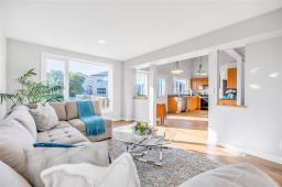 42 Lands End Cove, Winnipeg, MB R3X2G9 Photo 11
