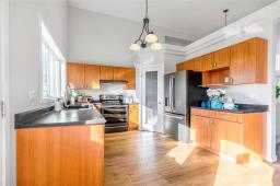 42 Lands End Cove, Winnipeg, MB R3X2G9 Photo 13