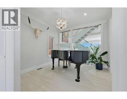 4pc Bathroom - 102 Malibou Road, Calgary, AB T2V2A4 Photo 11