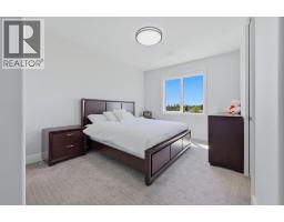 102 Malibou Road, Calgary, AB T2V2A4 Photo 30