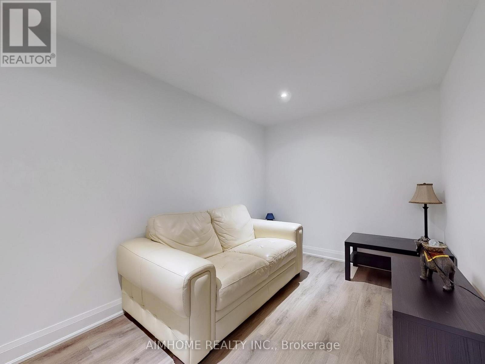 LOWER L - 51 ROYAL ORCHARD BOULEVARD, Markham (Royal Orchard) — photo 5