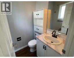 33 Graham Road, Whitecourt, AB T7S1B7 Photo 15