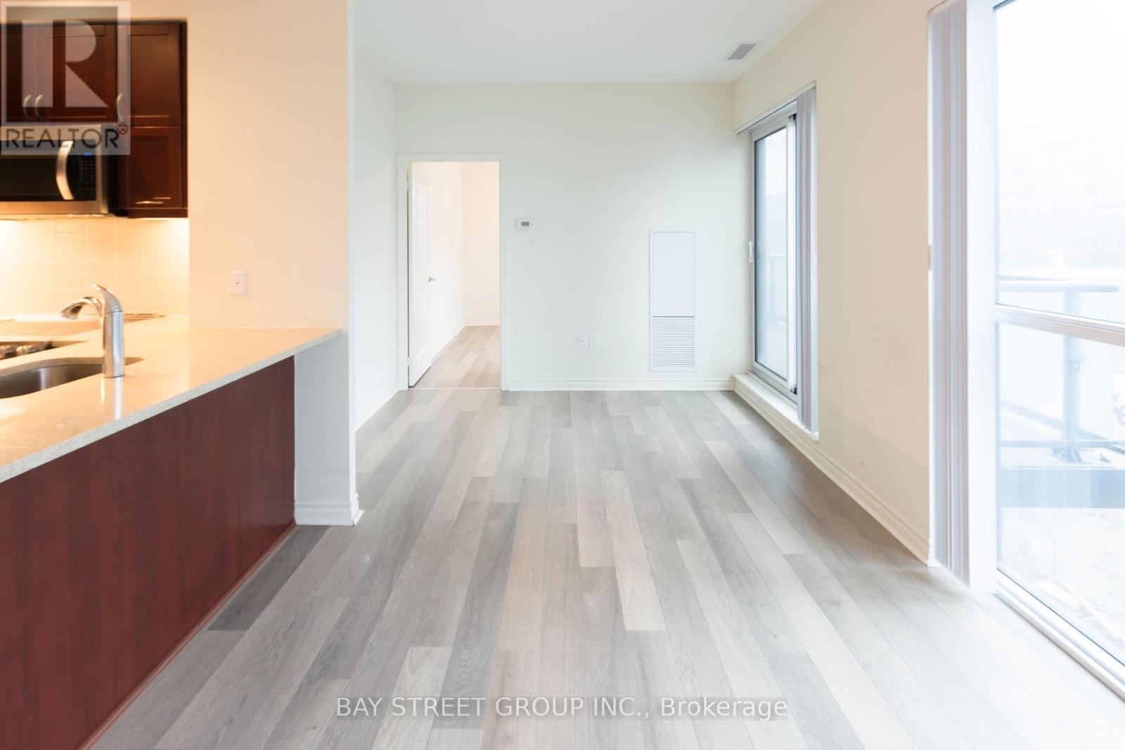 #407 - 39 ANNIE CRAIG DRIVE, Toronto (Mimico) — photo 5