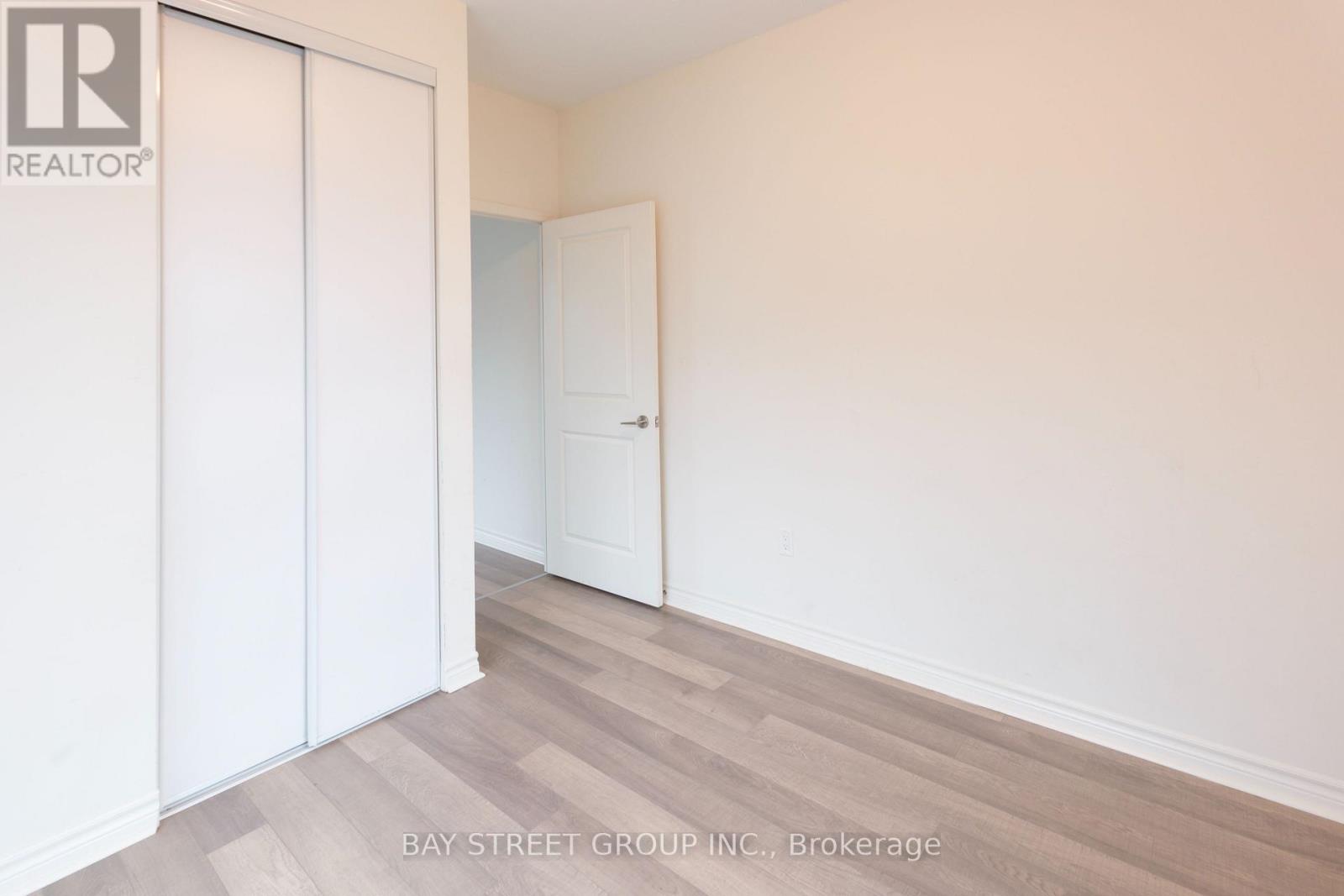 #407 - 39 ANNIE CRAIG DRIVE, Toronto (Mimico) — photo 9