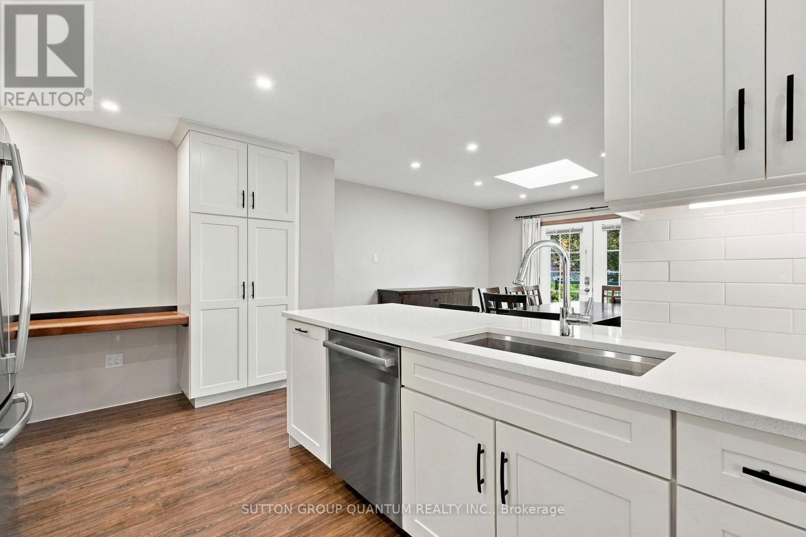 18 ALBANI STREET, Toronto (Mimico) — photo 12