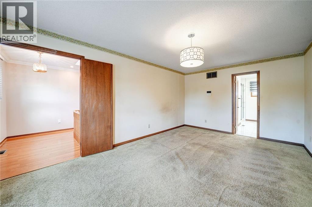 312 HUNTINGWOOD Drive - Image 34