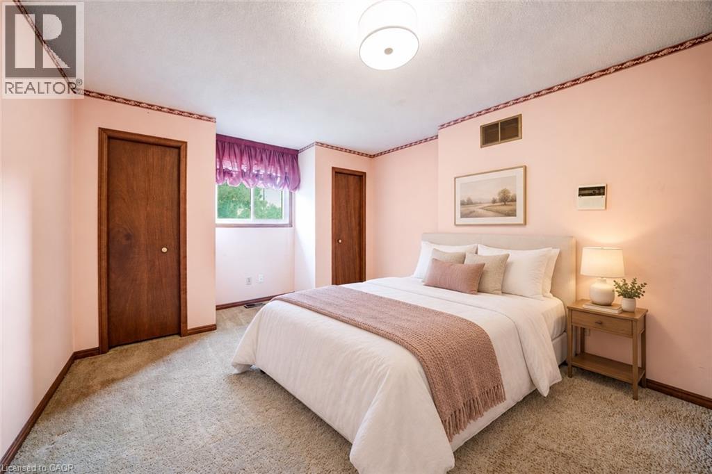 312 HUNTINGWOOD Drive - Image 38