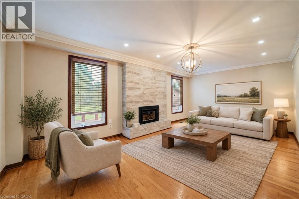 312 HUNTINGWOOD Drive - Image 20