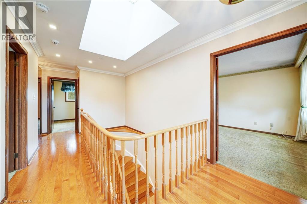 312 HUNTINGWOOD Drive - Image 31