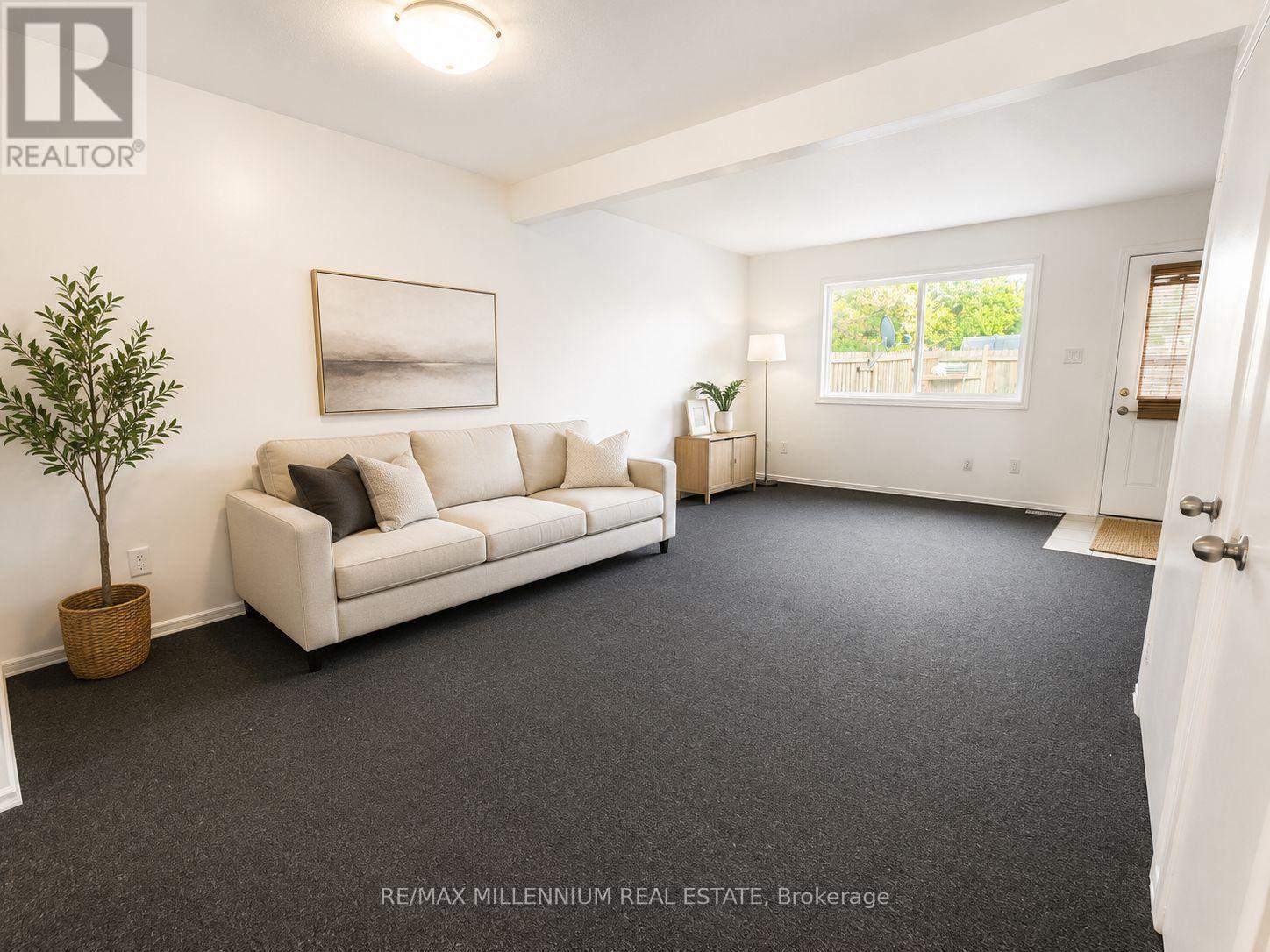 24 - 414 STONE ROAD, Guelph (Clairfields/Hanlon Business Park) — photo 2