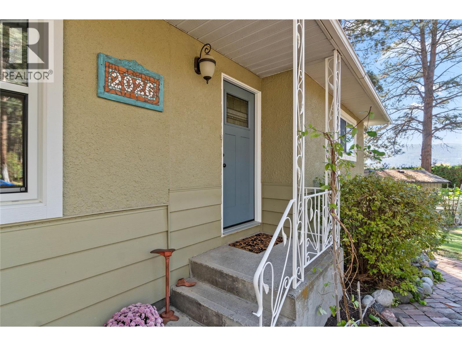 2026 CASTILLOU Crescent - Image 22