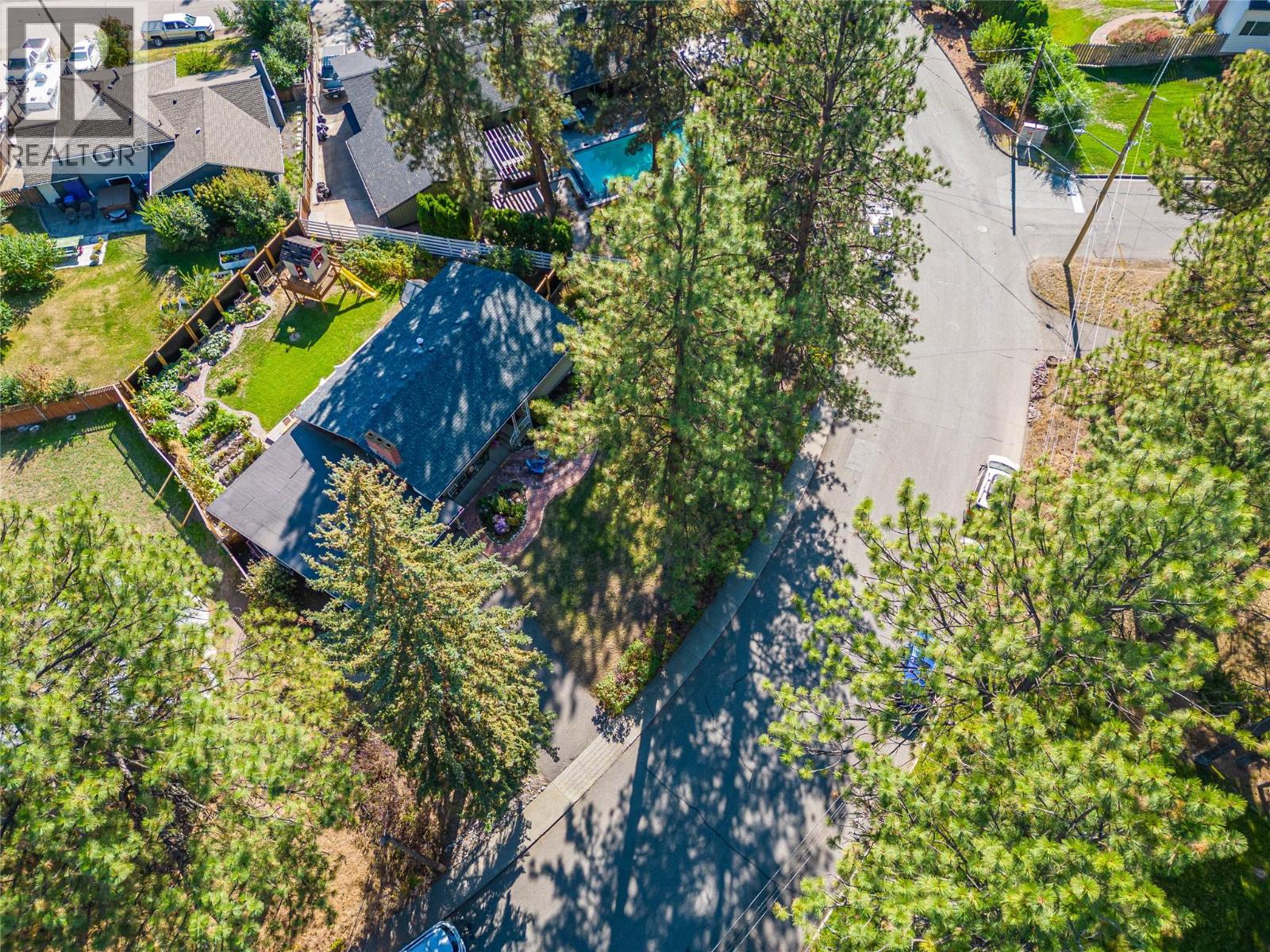 2026 CASTILLOU Crescent - 43