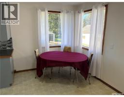 Dining room - 605 Hall Street, Kelvington, SK S0A1W0 Photo 9