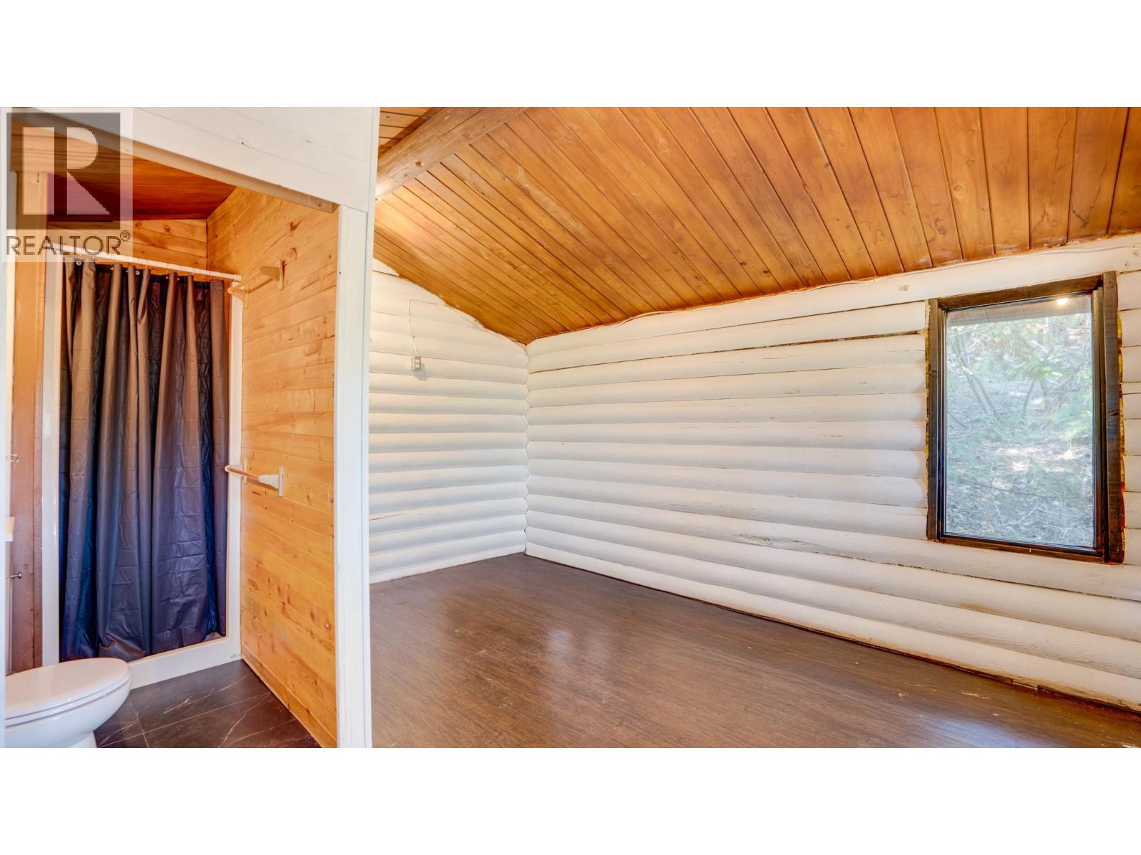 2452 Forest Drive - 26