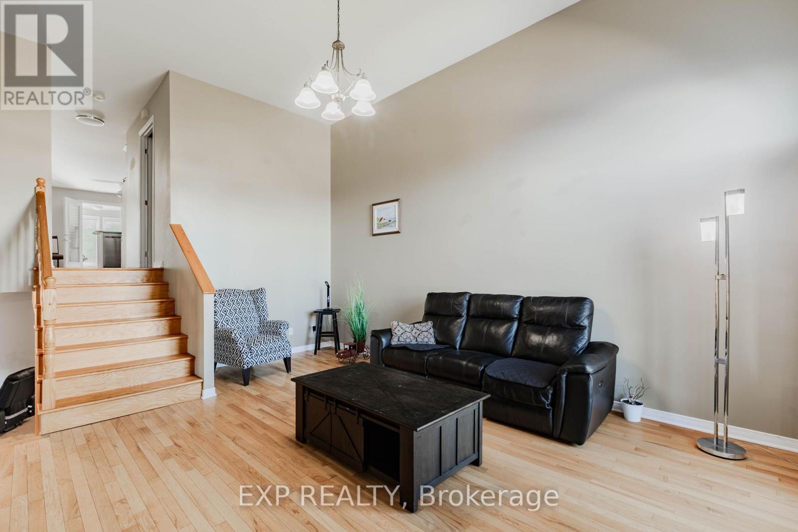 160 HERITAGE PLACE - 14