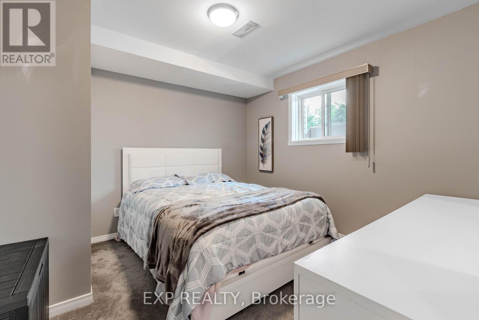160 HERITAGE PLACE - Image 26