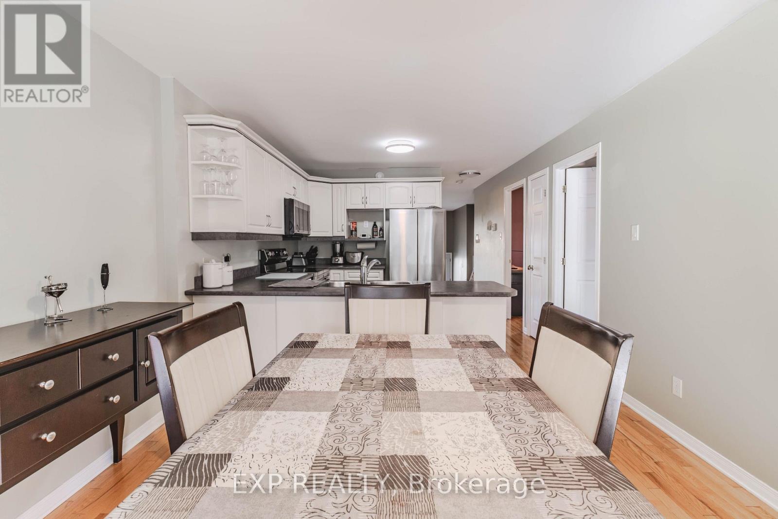 160 HERITAGE PLACE - Image 33
