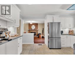 9 Iris Crescent, Brampton, ON L6Z3H8 Photo 14