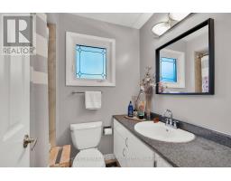 9 Iris Crescent, Brampton, ON L6Z3H8 Photo 30