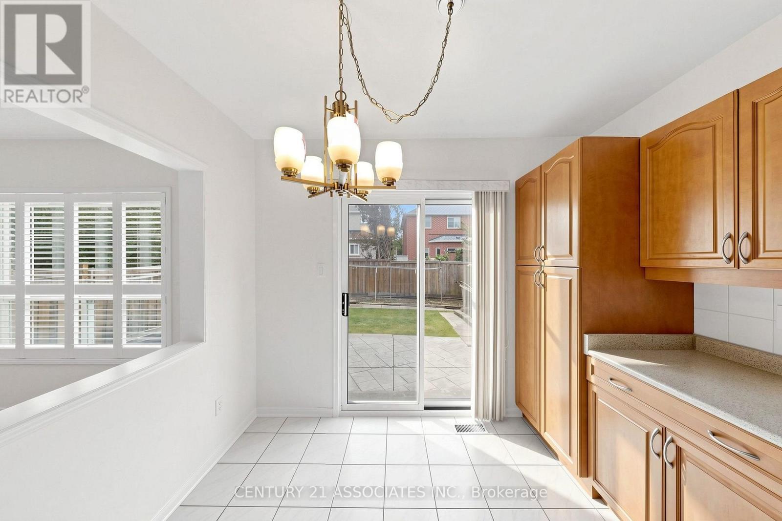 890 BLYLEVEN BOULEVARD - 19