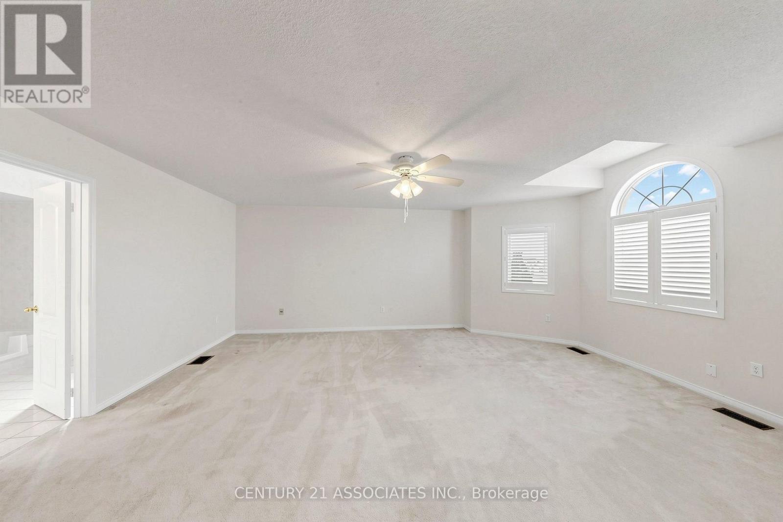 890 BLYLEVEN BOULEVARD - Image 28