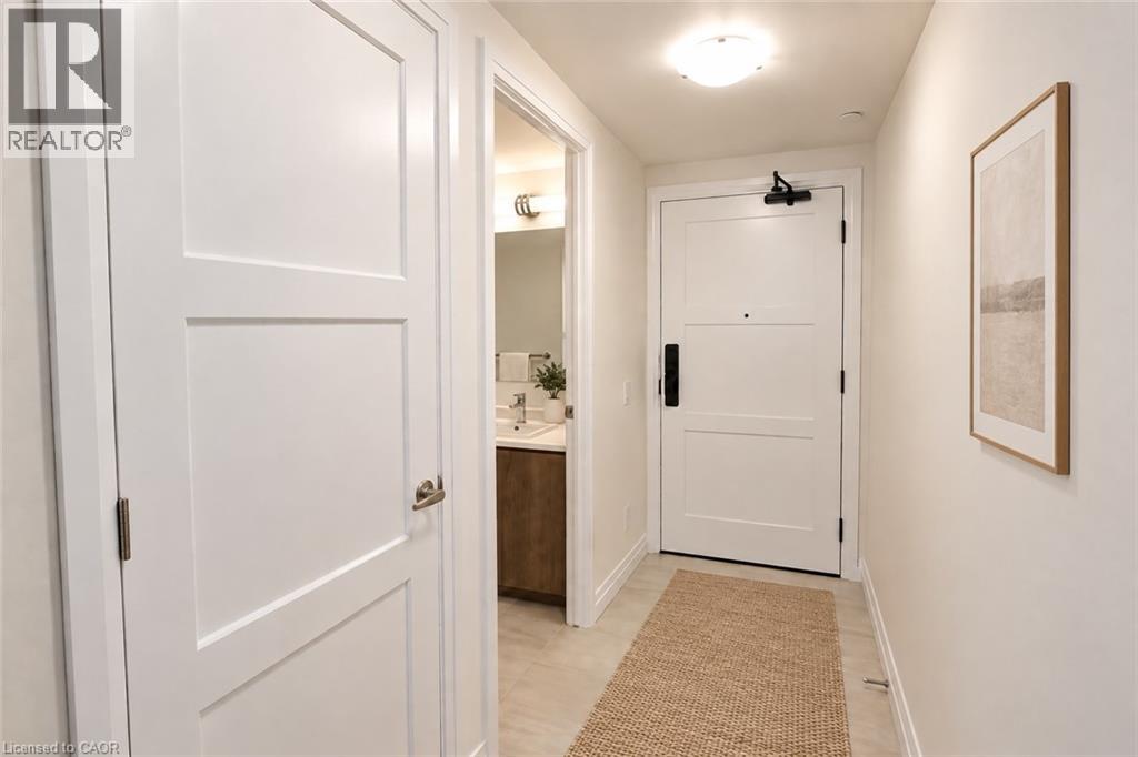 #503 93 ARTHUR Street South, Guelph, Ontario, N1E0T3, Guelph, Ontario — photo 5 of 5