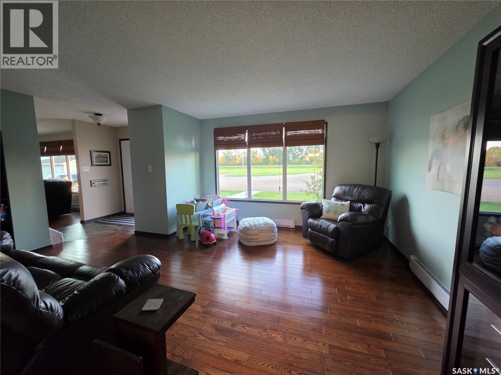 Lake Acreage, Round Valley Rm No. 410 — photo 10