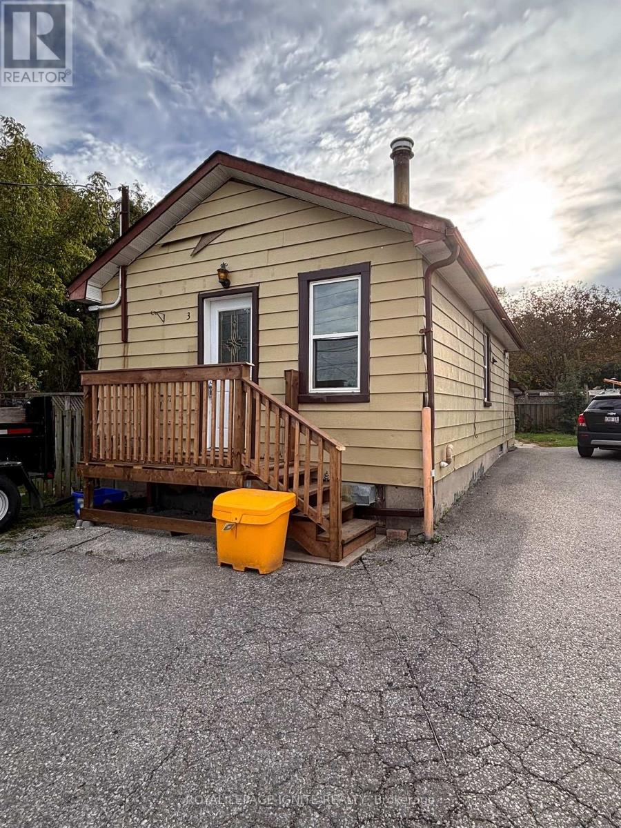 3 - 178 PARK ROAD N, Oshawa (McLaughlin)