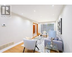 8 Loire Court, Toronto, ON M9V4Z7 Photo 10