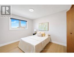 8 Loire Court, Toronto, ON M9V4Z7 Photo 34