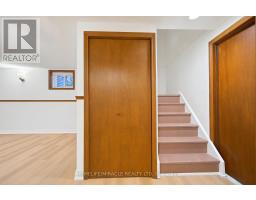 8 Loire Court, Toronto, ON M9V4Z7 Photo 38