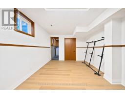 8 Loire Court, Toronto, ON M9V4Z7 Photo 43