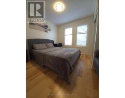 2588 Valleyridge Drive, Oakville, ON L6M5H5 Photo 9