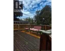 61 Carney Avenue, photo 3