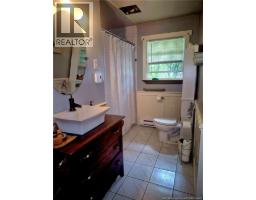 61 Carney Avenue, photo 9