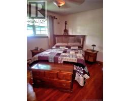61 Carney Avenue, photo 7