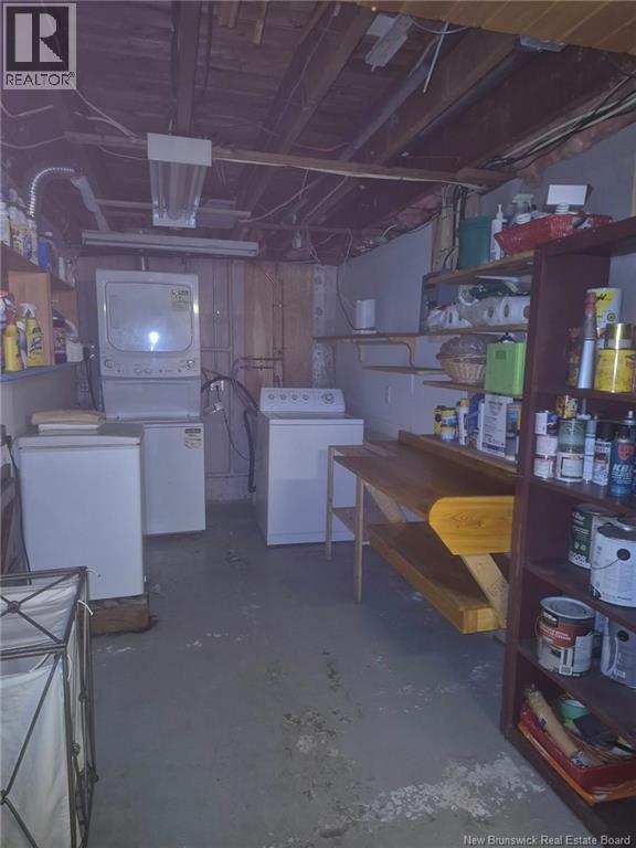 61 Carney Avenue - Image 32