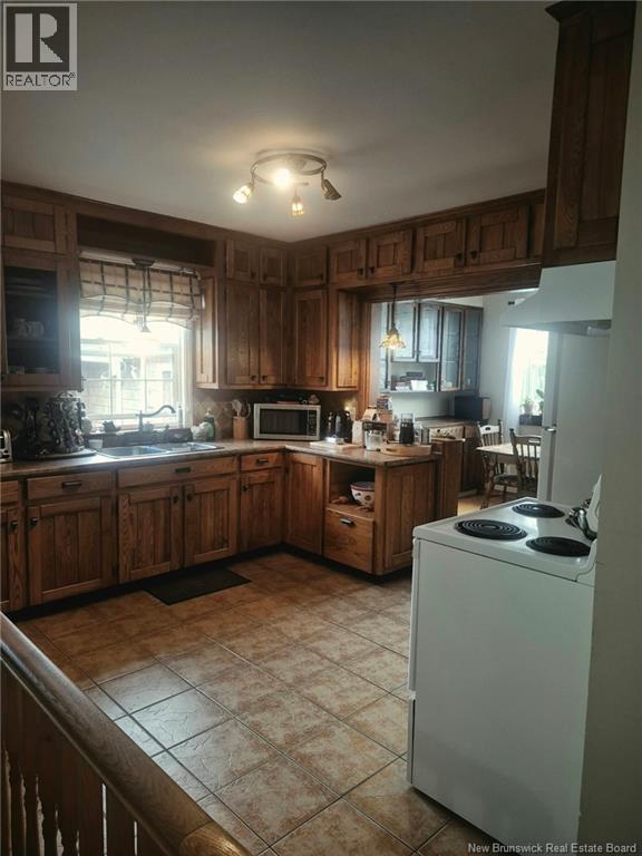 61 Carney Avenue - Image 16