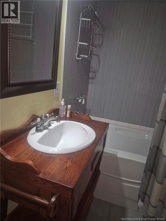 61 Carney Avenue - Image 34