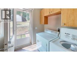 157 Easthom Rd, Gabriola Island, BC V0R1X2 Photo 19