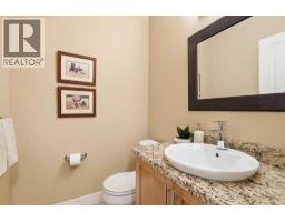 Primary Bedroom - 1, 523 34 Street Nw, Calgary, AB T2N2X8 Photo 9